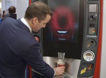 máquinas expendedoras de bebida de café